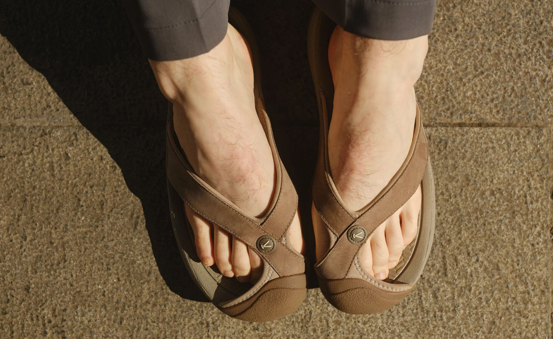 Men's Waimea Leather Flip-Flop | Java/Plaza Taupe - Image 7