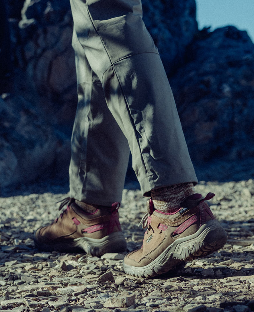 Women's Targhee IV Wide Waterproof Hiking Shoe | Alloy/Granite Green - Image 9