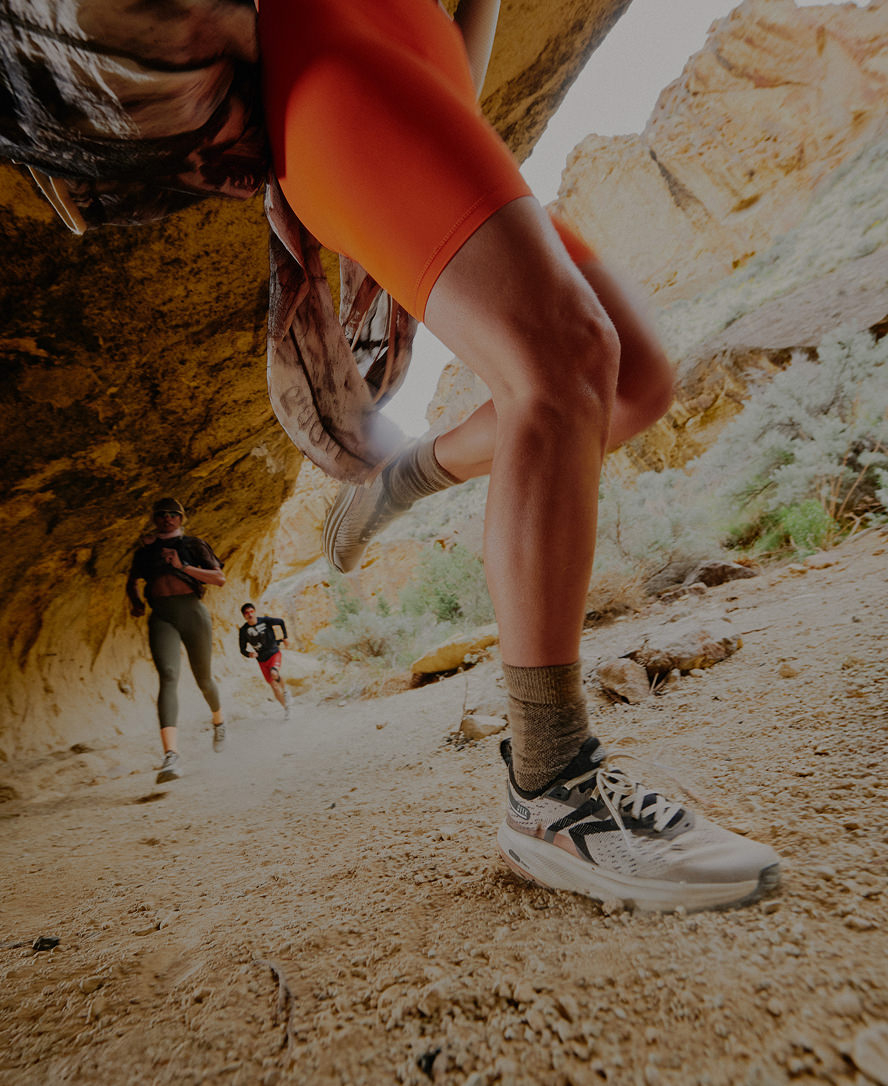 Women's Seek Trail Running Shoe | Safari/Black - Image 9