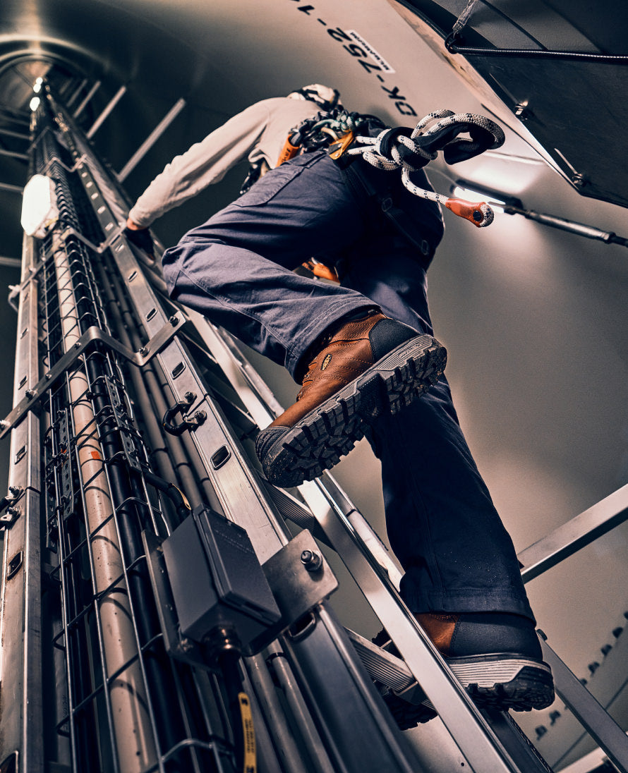 Men's Camden 6 Waterproof Boot (Carbon Toe) | Black/Black - Image 8