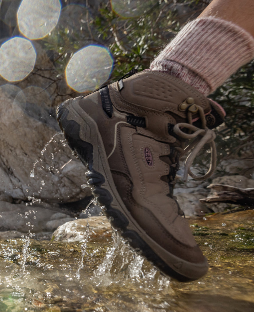 Women's Targhee IV Waterproof Hiking Boot | Safari/Reef Waters - Image 8